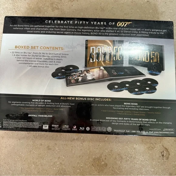 Bond 50 Blu-ray Collection - Picture 3 of 3